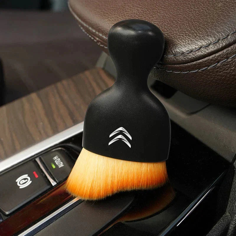 Personalized Soft Dust-Removal Brush